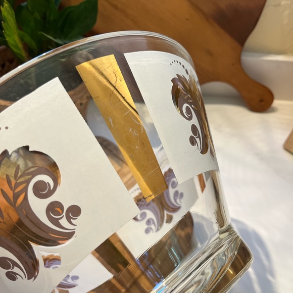 Vintage Anchor Hocking Fleur de Lis chip and dip set - Picture 3 of 9